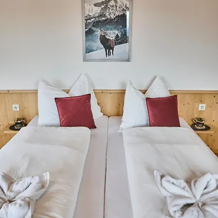 Platzhirsch Rooms - B&B - Self Check-In Piesendorf Exterior foto