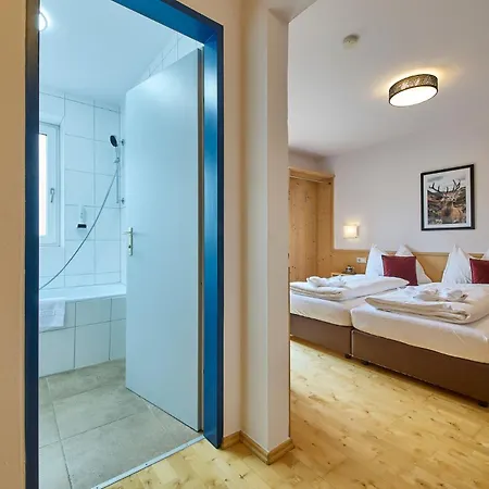 Platzhirsch Rooms - B&B - Self Check-In Piesendorf Exterior foto