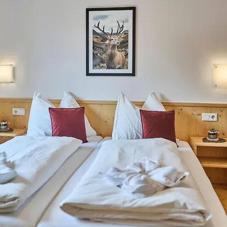 Platzhirsch Rooms - B&B - Self Check-In Piesendorf Exterior foto