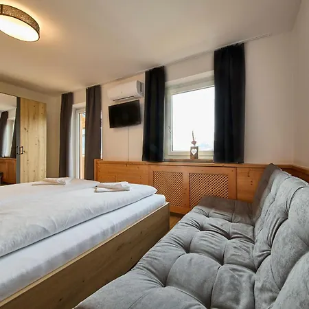 Platzhirsch Rooms - B&B - Self Check-In Piesendorf Exterior photo