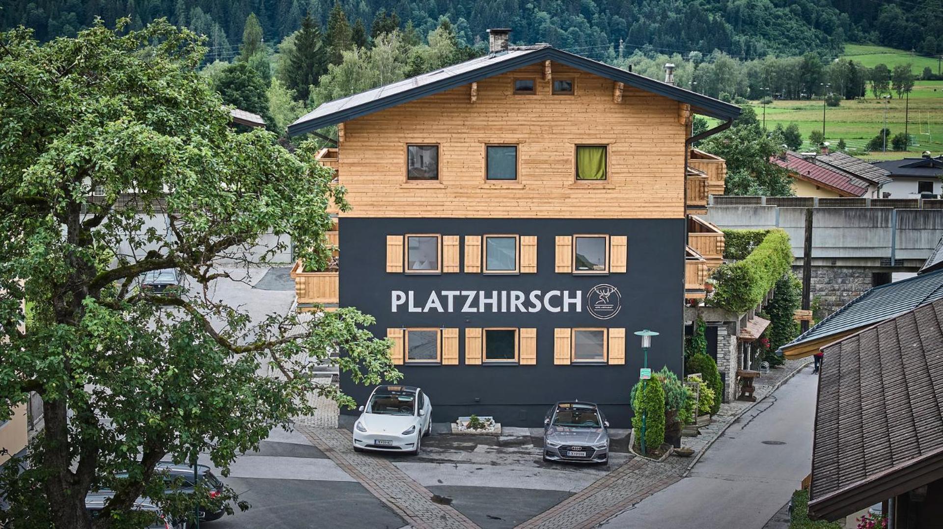 Platzhirsch - - Self Check-in Piesendorf