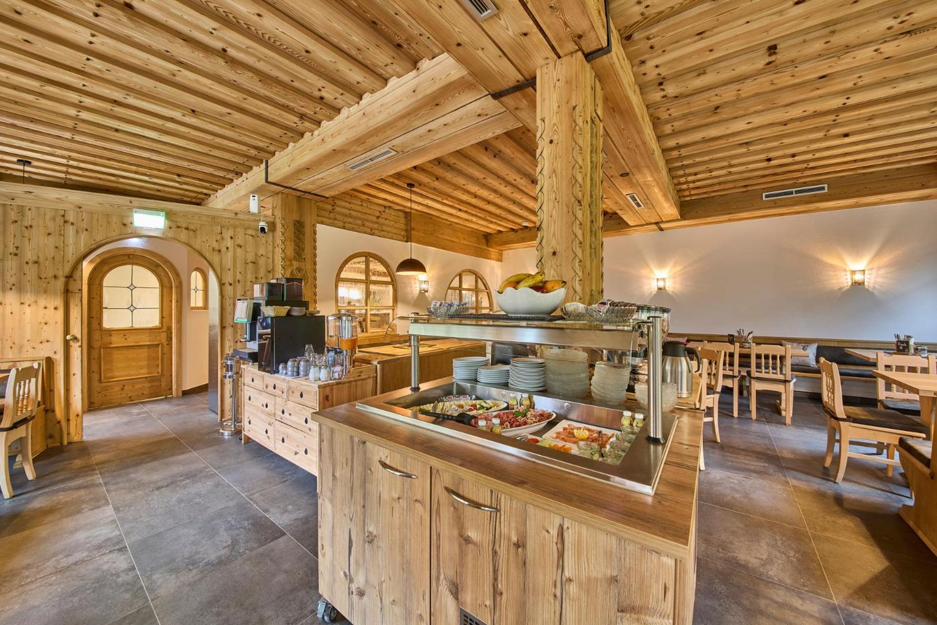 Gasthof Platzhirsch - - Self Check-in *